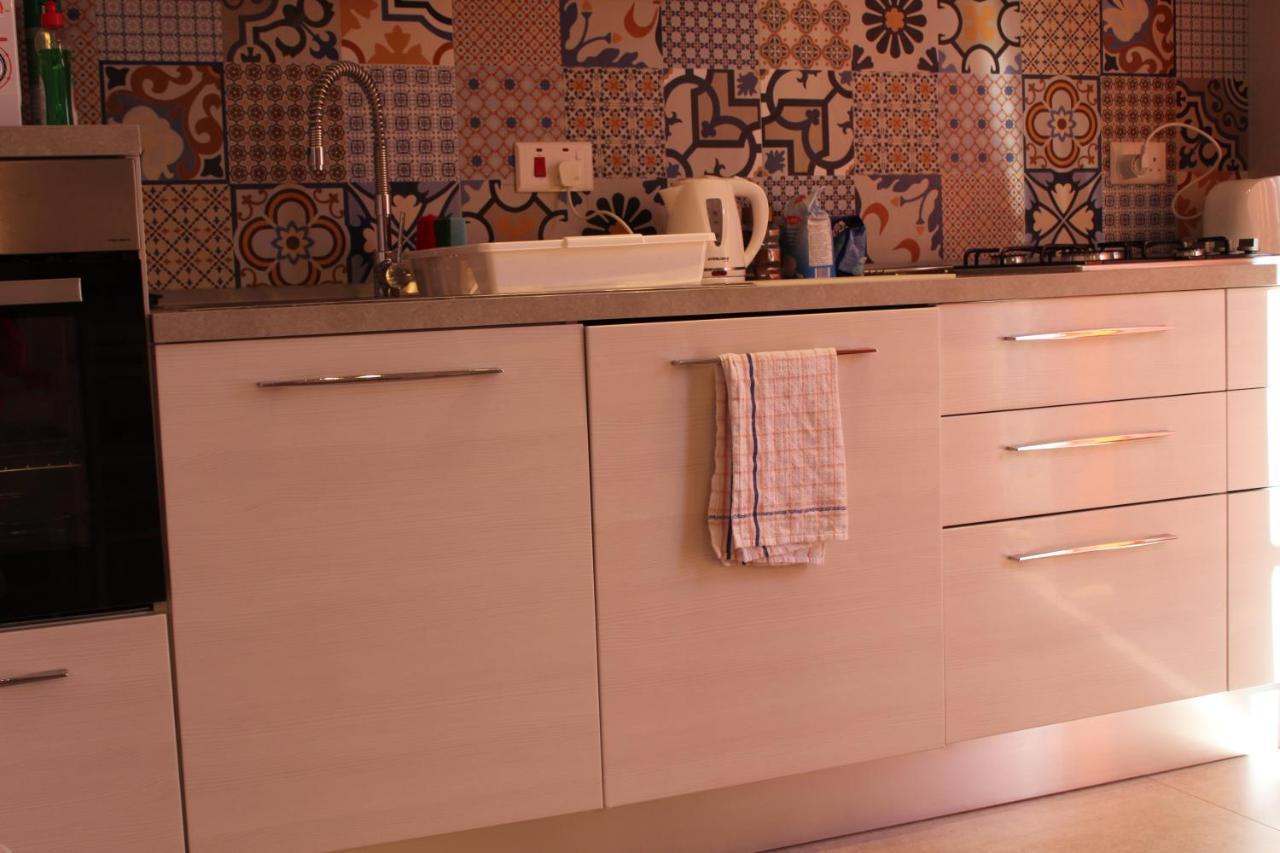 Urban Living Apartment Msida Luaran gambar